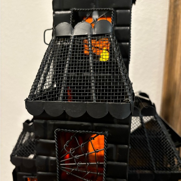 Pottery Barb Retired Spooky Halloween Haunted House Tea Light Luminary Black - Picture 14 of 14